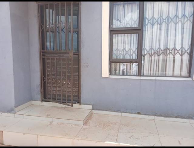 2 BEDROOM HOUSE FOR SALE IN DOBSONVILLE
